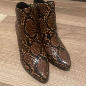 2” heel, perfect for daily wear